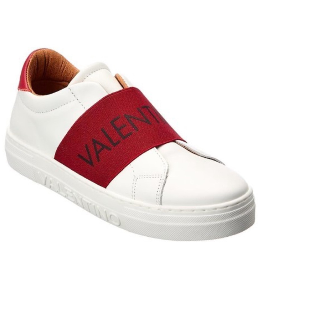 Maya leather sneaker by Mario Valentino